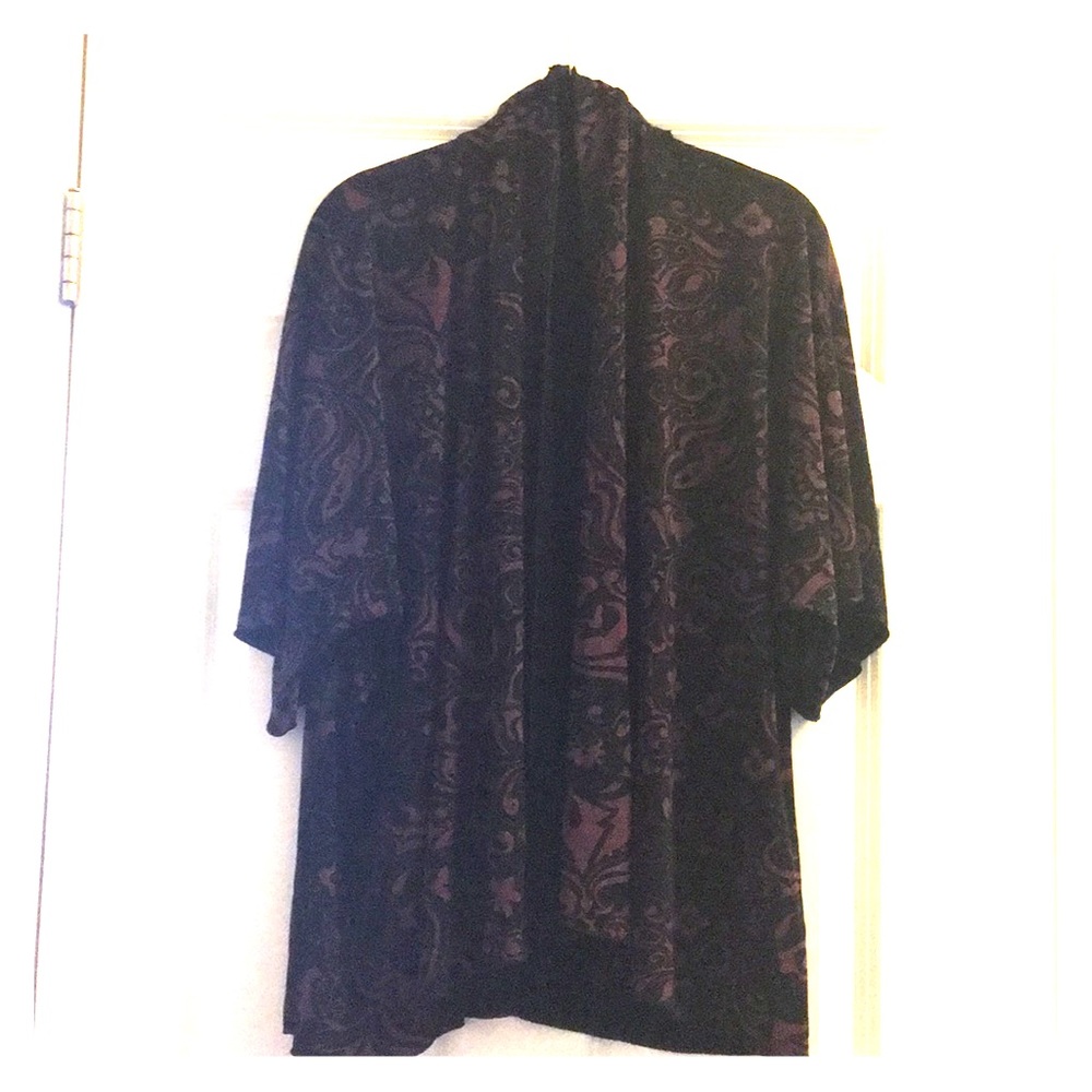 Chico’s Reversible Buttonless Cardigan